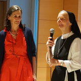 Wally Kössler (Präsidentin Pauls Sakral), Sr. Maria Benedikta Gurschler (Äbtissin)